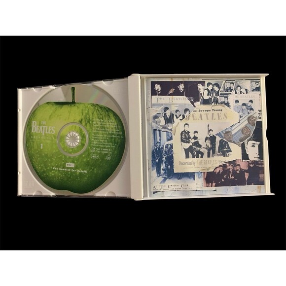 The Beatles  - Anthology 1 (CD, Nov-1995, 2 Discs, Capitol/EMI Records) - Picture 2 of 4
